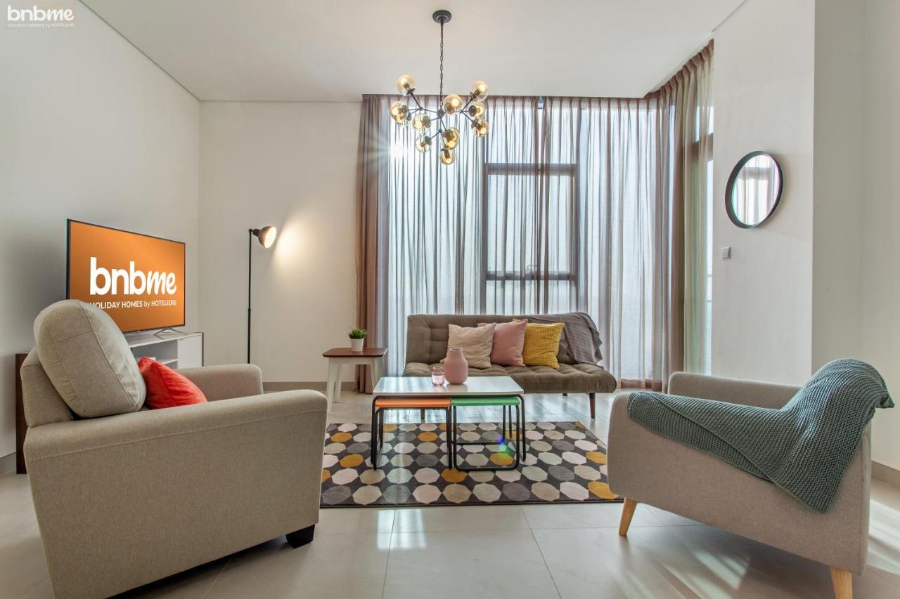 Style Living At Great Value In South - 808